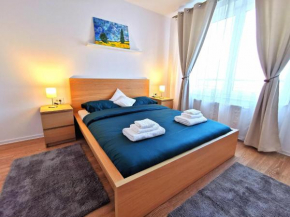 Modern Studio Coresi Residence